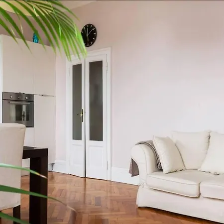 Romantic Flat In *
