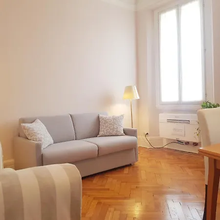Romantic Flat In Apartment
