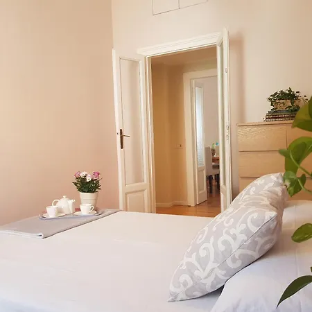Romantic Flat In Apartment Milan